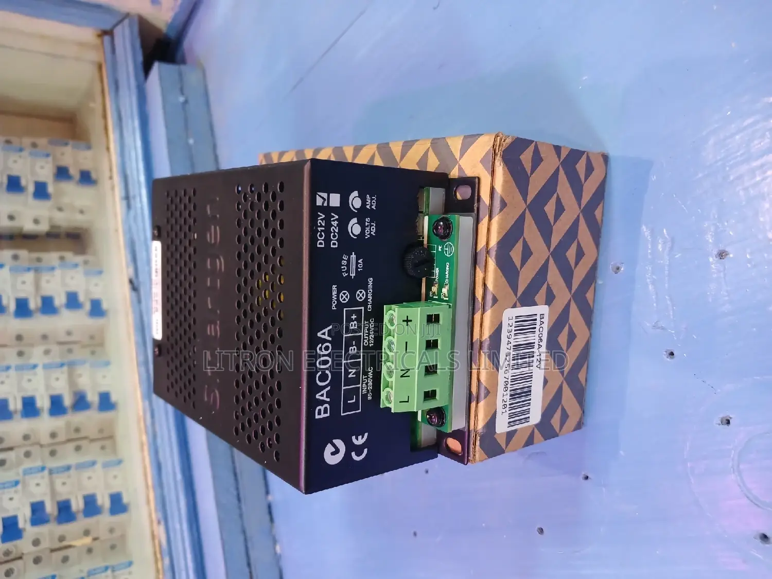 Trickle Battery Charger 12V