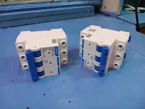 32a Tripple McBs