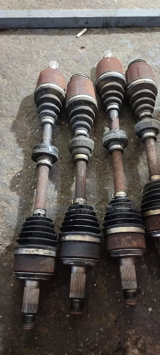 Prado 120 Drive Shaft.