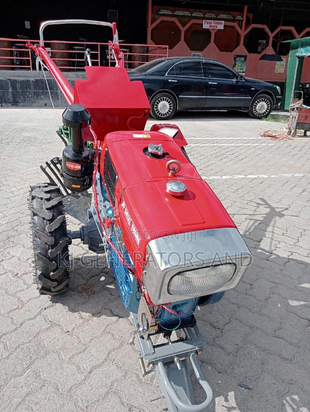JD Powerful Walking Tractor - thumbnail 2