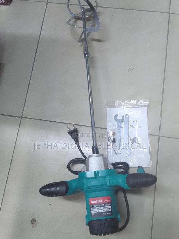 Paint Mixer Makita. - main view