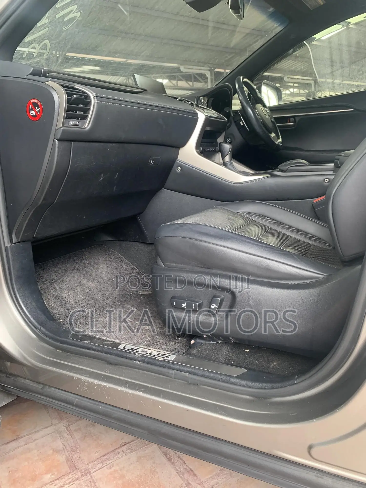 Lexus RX 200 2017 Gold