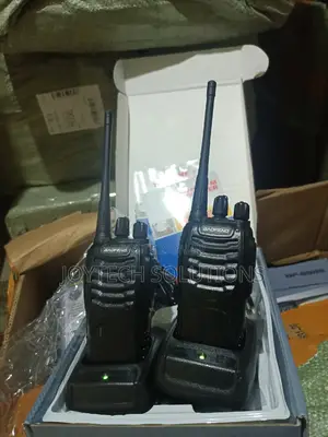 Two Way Baofeng Radio Calls 5kms Long Range 2pcs Hand Held