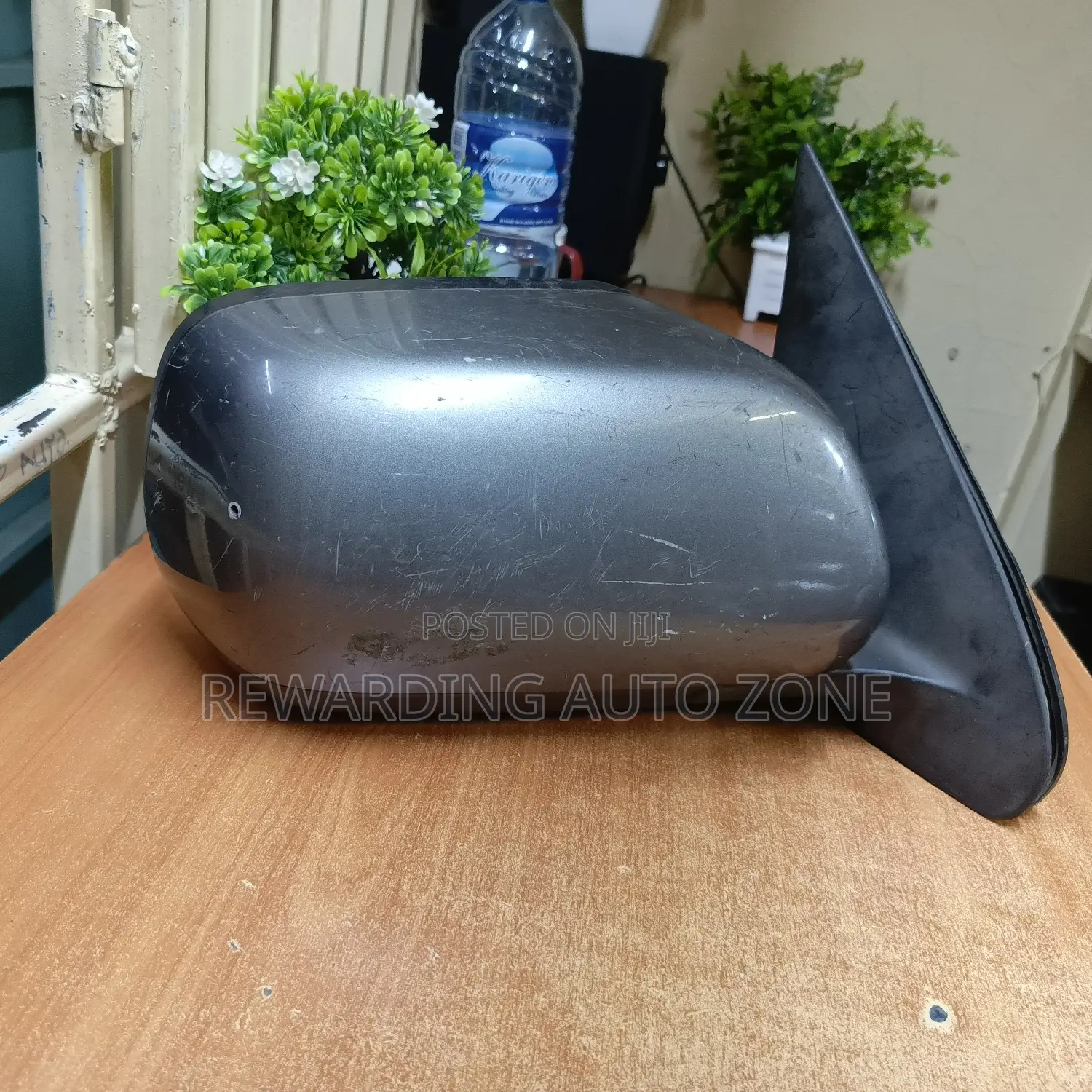 Suzuki Escudo RHS Side Mirror Automatic