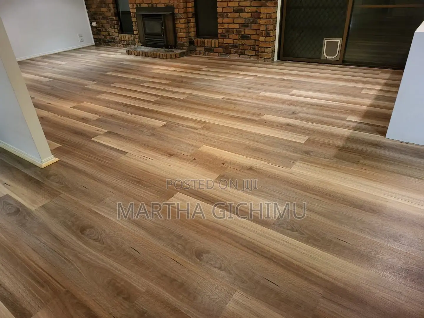 Interlocking SPC Flooring Laminate Waterproof