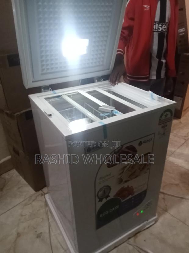 ✓ 100L Chest Freezer