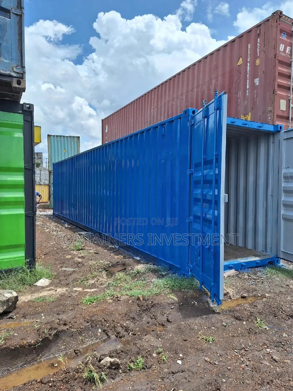 Clean Empty Shipping Containers - Spray Painting