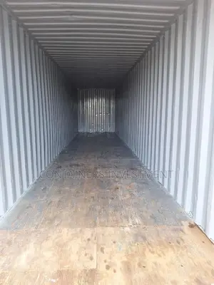 Clean Empty Shipping Containers - Spray Painting