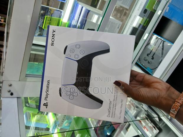 Dual Sense Wireless Controller ^^Playstation 5 Controller - main view