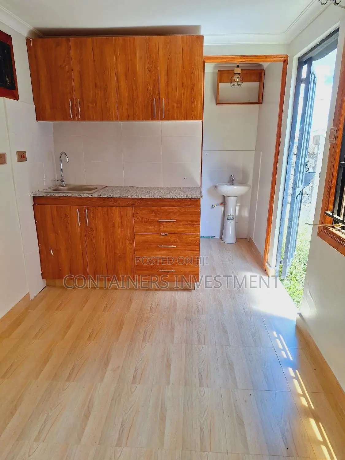 Container Home- 20ft Container Bedsitter.