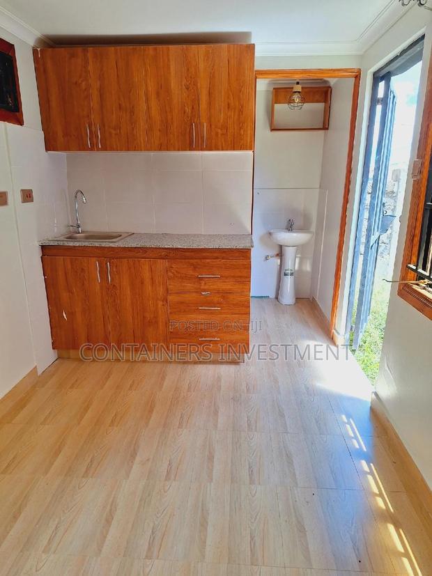 Container Home- 20ft Container Bedsitter. - thumbnail 2