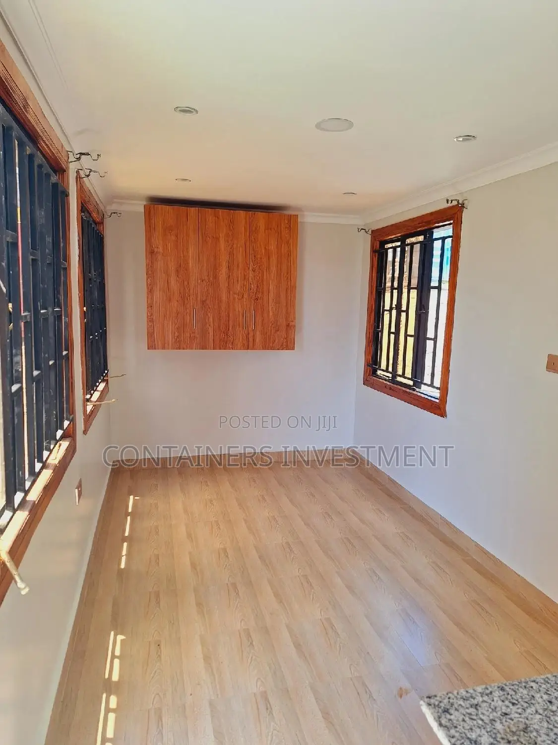Container Home- 20ft Container Bedsitter.