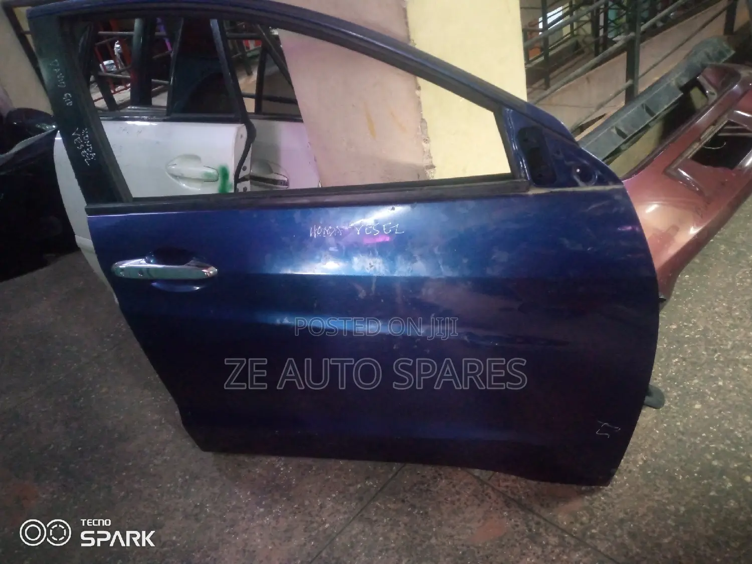 Honda Vezel Front RHS Door
