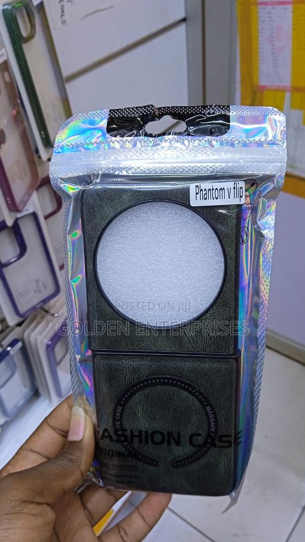 Phantom v Flip Leather Cover - thumbnail 2