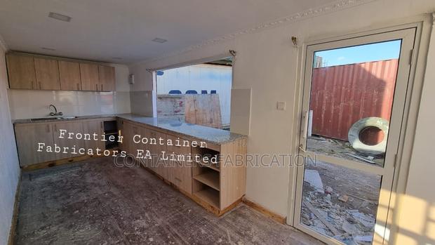 Containerized Cafe - thumbnail 3