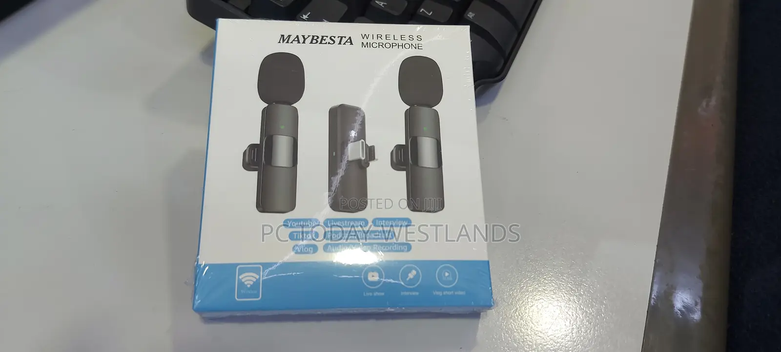 MAYBESTA Professional Wireless Lavalier Lapel Microphone