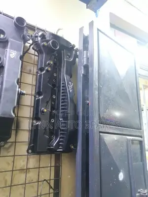 Toyota Hilux Top Cover 2GD Engine