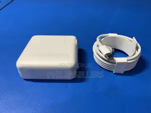 Apple 61W USB-C Power Adapter for Macbook Pro/Air 13'' 14''
