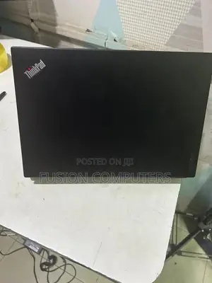 Laptop Lenovo Thinkpad T490s 8GB Intel Core I5 SSD 256GB
