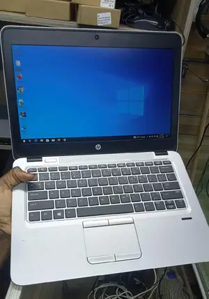 Laptop HP EliteBook 820 G3 8GB Intel Core I5 SSD 256GB