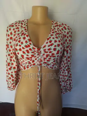 Bersheka Crop Top Available