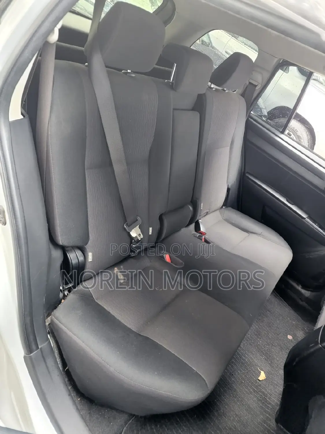 Toyota Corolla Fielder 2015 Silver