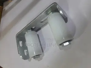 Slide Gate L Bracket With Rollers