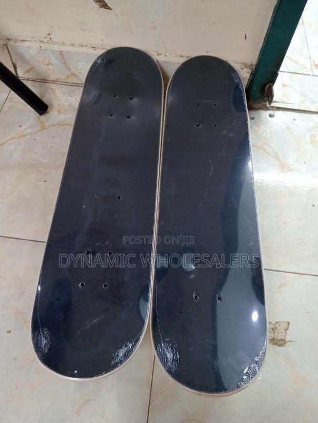 ":Big Size Skateboard With Clipping Surface - thumbnail 2