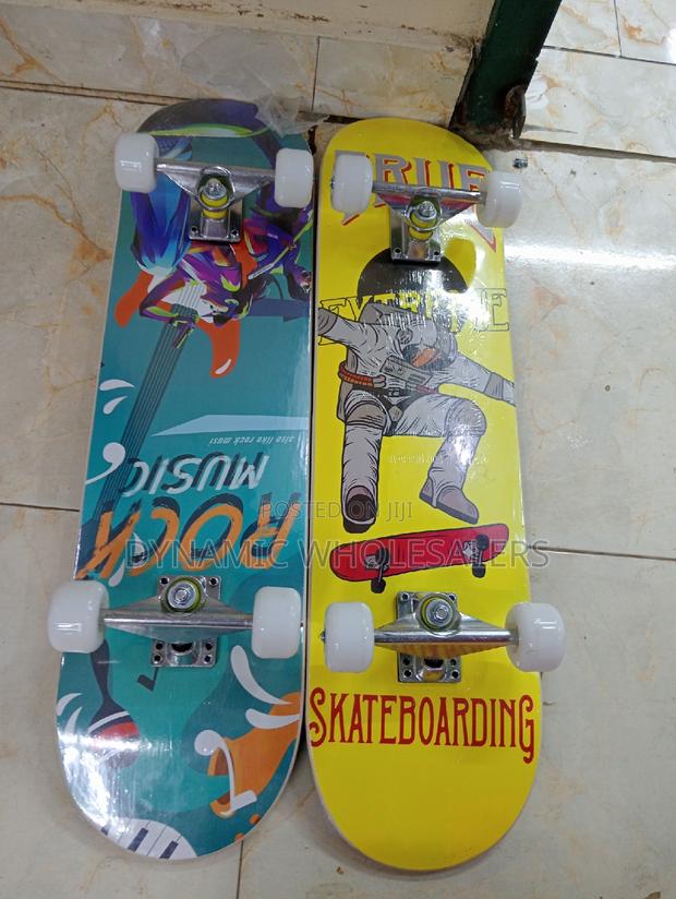 ":Big Size Skateboard With Clipping Surface - thumbnail 3