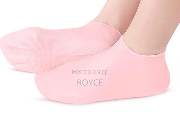 Moisturising Silicone Socks-(Pair) - main view