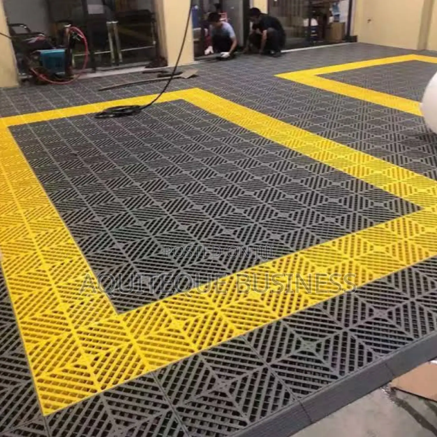 Garage Grid Mat 18mm