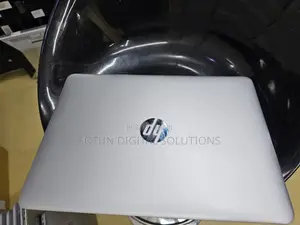 Laptop HP EliteBook 820 G3 8GB Intel Core I5 SSD 256GB