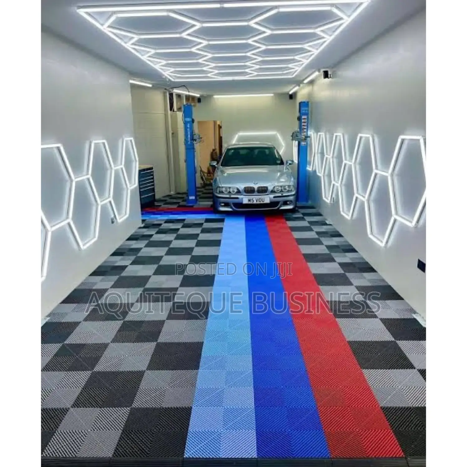 Garage Grid Mat 40cm X 40cm. All Colors