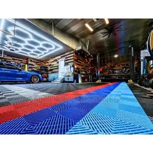 Garage Grid Mat 40cm X 40cm. All Colors