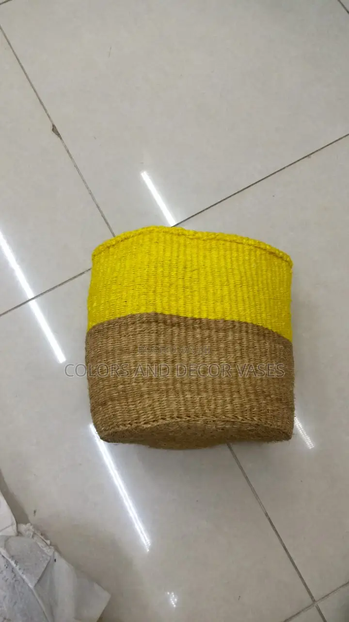 Yellow Brown Basket Size 10