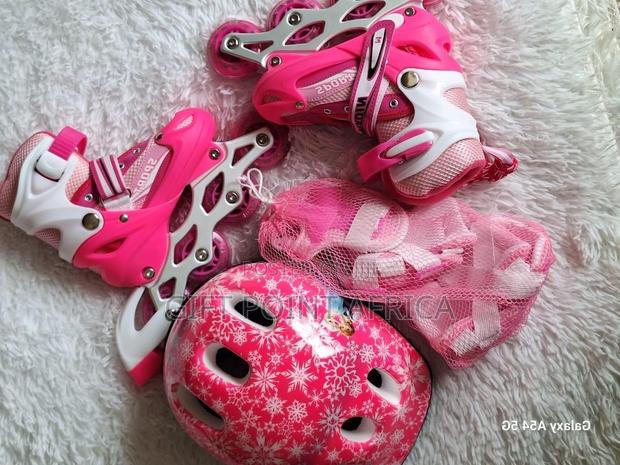 Full Set Kids Rollers Skates With Protective Gears - main view