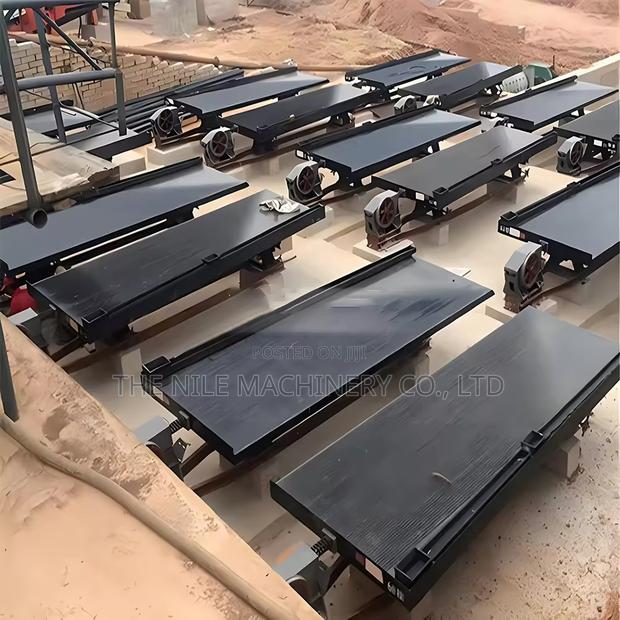 Mobile Gravity Mineral Separator Shake Table for Gold Mine - main view