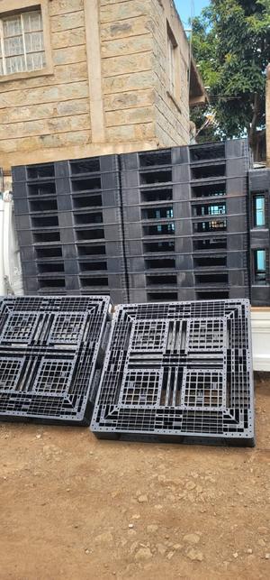 Plastic Pallets - Heavy Duty Plastic Pallets - 110*110*15cms - main view
