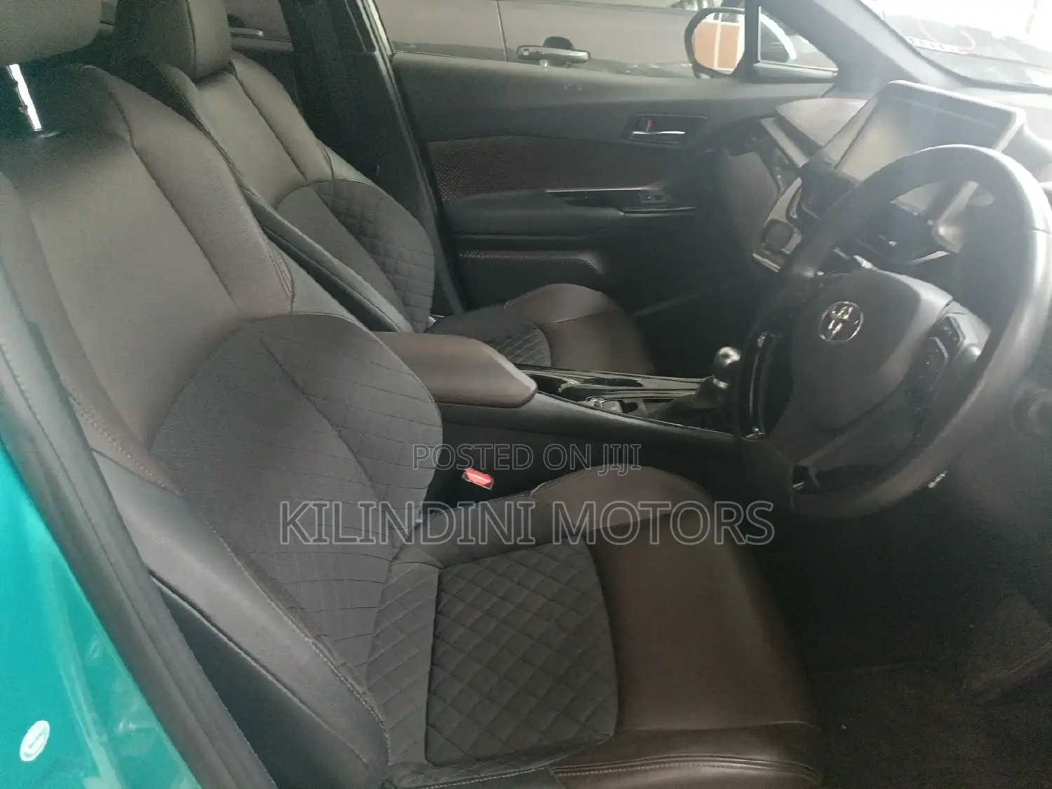 Toyota C-HR 2017 Green