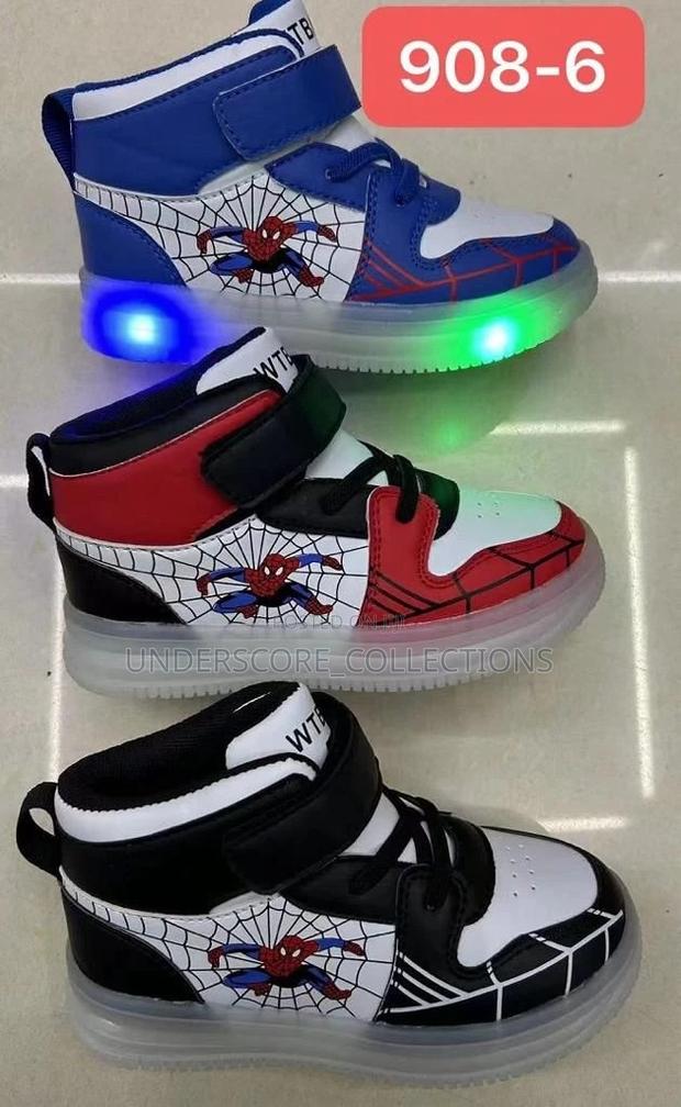 High Quality Boys Spiderman Shoes - main view