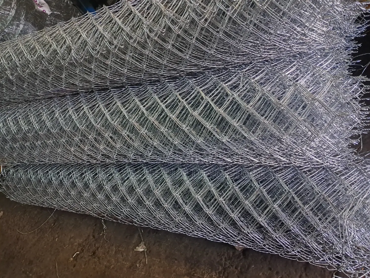New Galvanized Chainlink 12.5g Mesh 80×80
