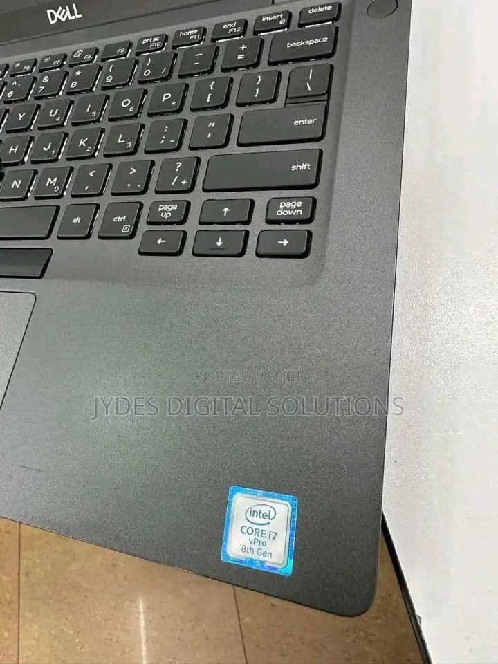 Laptop Dell Latitude 5400 16GB Intel Core I7 SSD 512GB