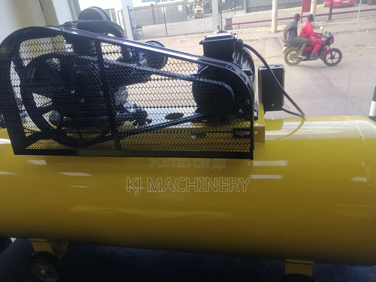 Air Compressor Milano Brand 300l Heavy Duty.