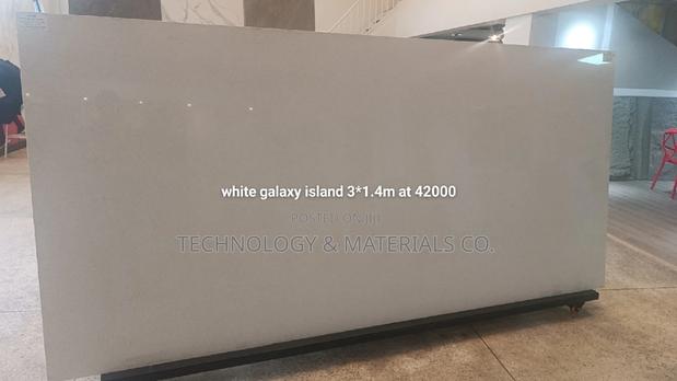 White Quartz Island- 3*1.4M