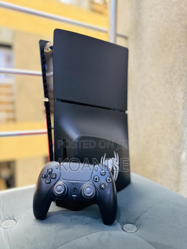 PS5 Slim 1tb!! Sony Playstation 5 Slim (Spiderman) - thumbnail 3