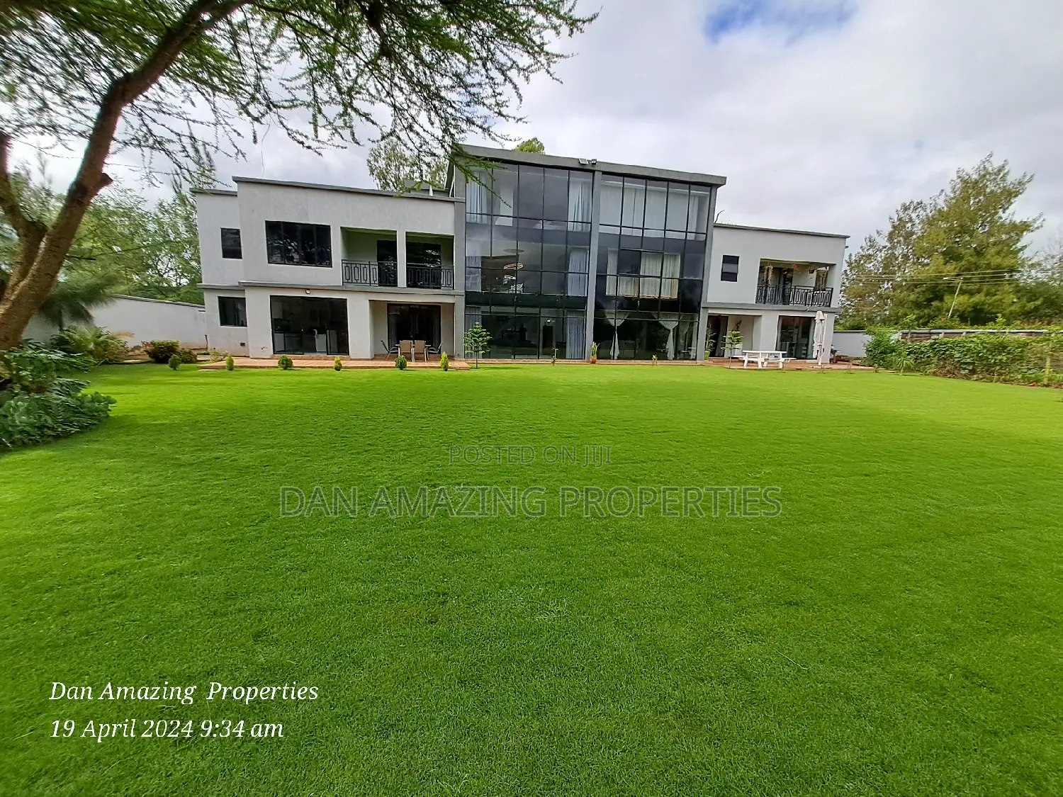 11bdrm Maisonette in Kcb All En-Suite, Karen for sale