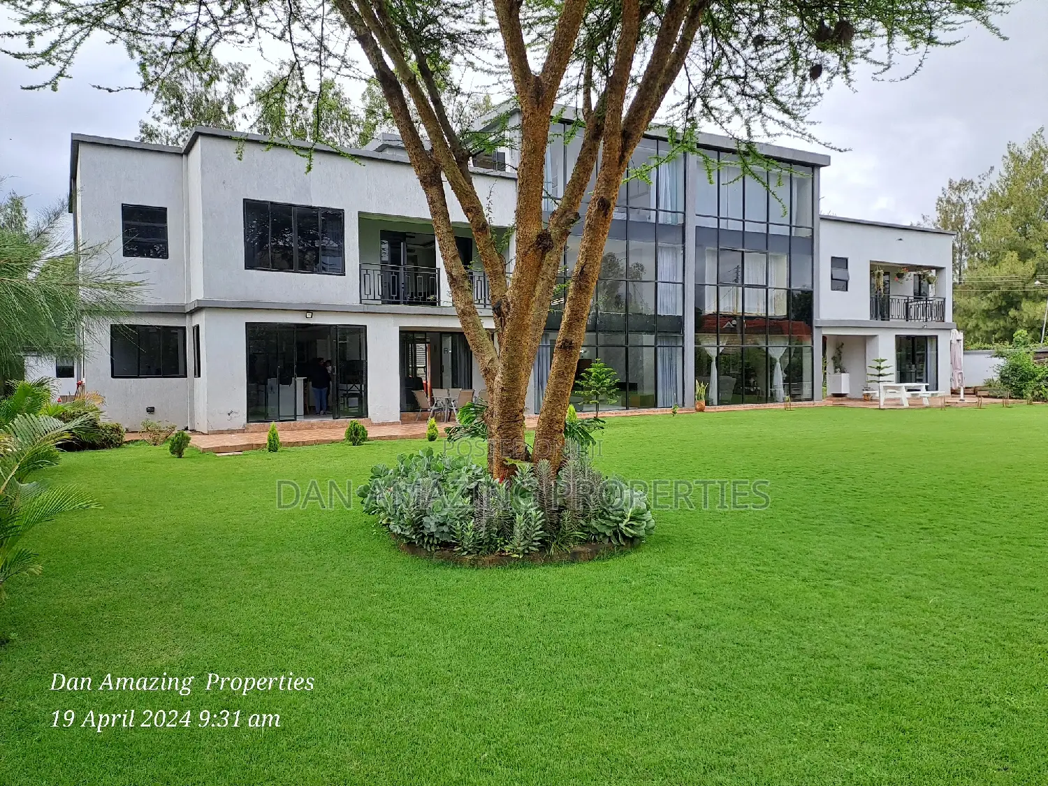 11bdrm Maisonette in Kcb All En-Suite, Karen for sale