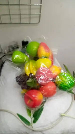 Fruits Artificial 13 Pieces Grapes Included