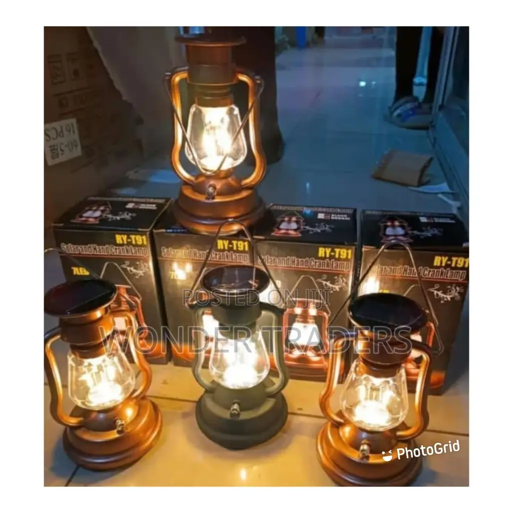 *Solar Rechargeable Lantern With Hand Crank*