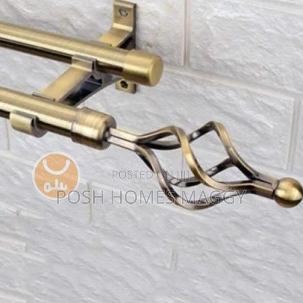 Extendable 2M Curtain Rods - main view